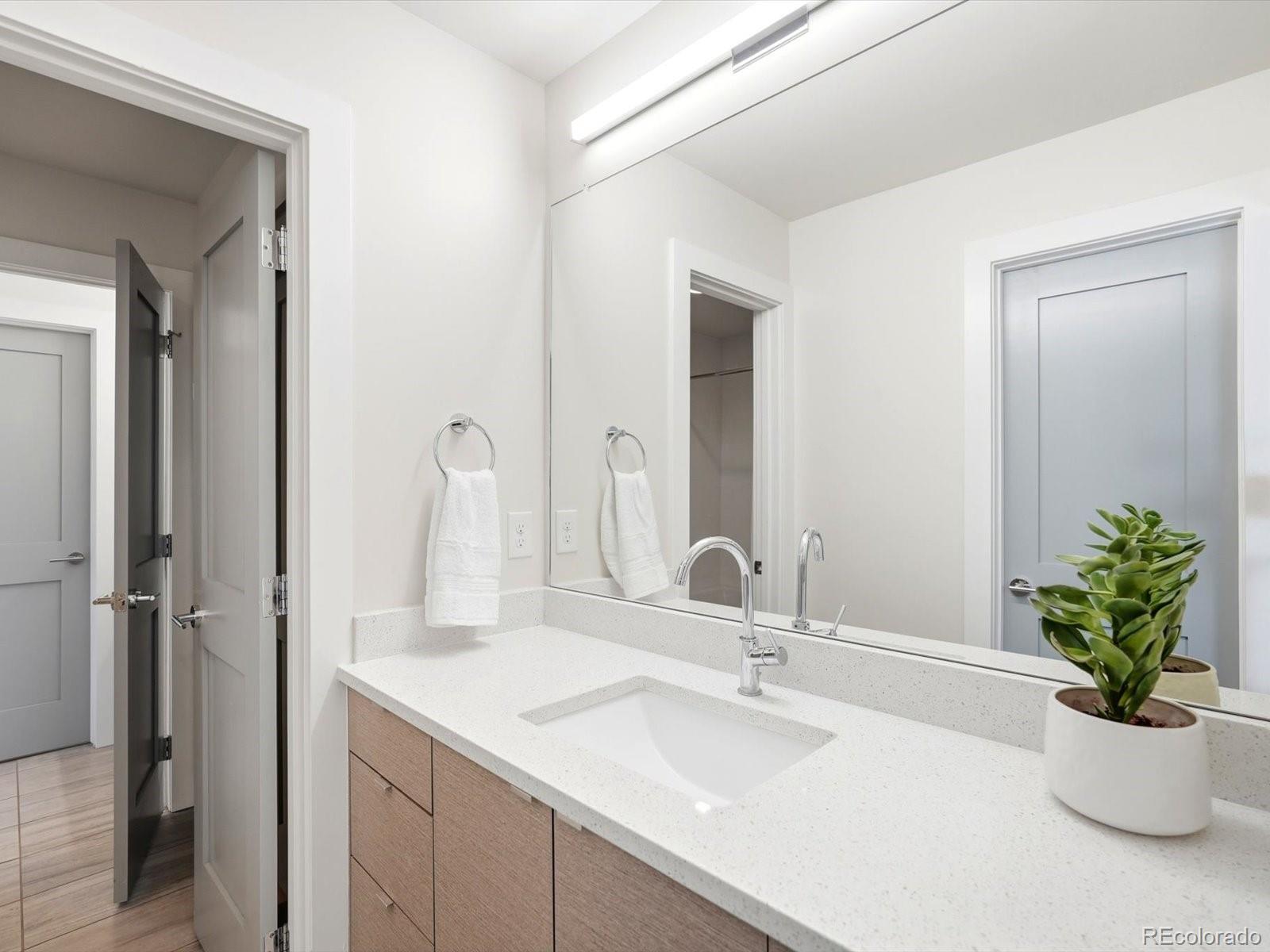 MLS Image #37 for 3145  wyandot street,denver, Colorado