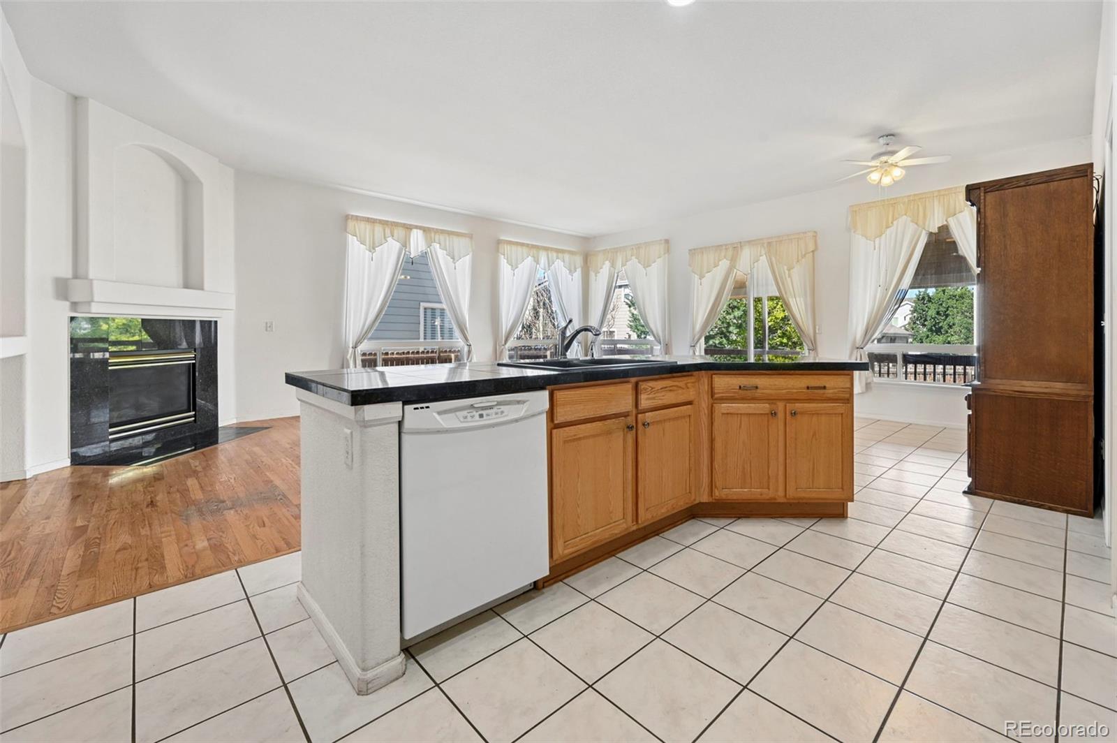 MLS Image #14 for 4969 s malaya way,aurora, Colorado