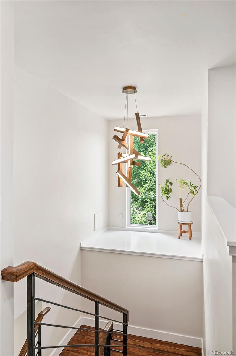 MLS Image #33 for 230 s dexter street,denver, Colorado