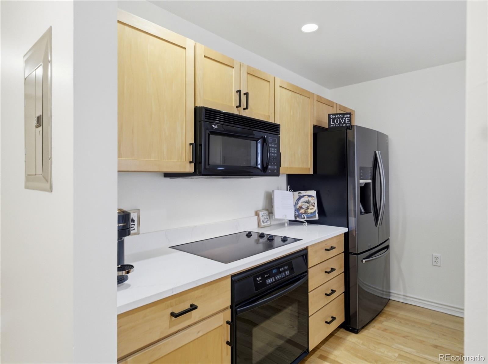 MLS Image #6 for 300 w 11th avenue,denver, Colorado