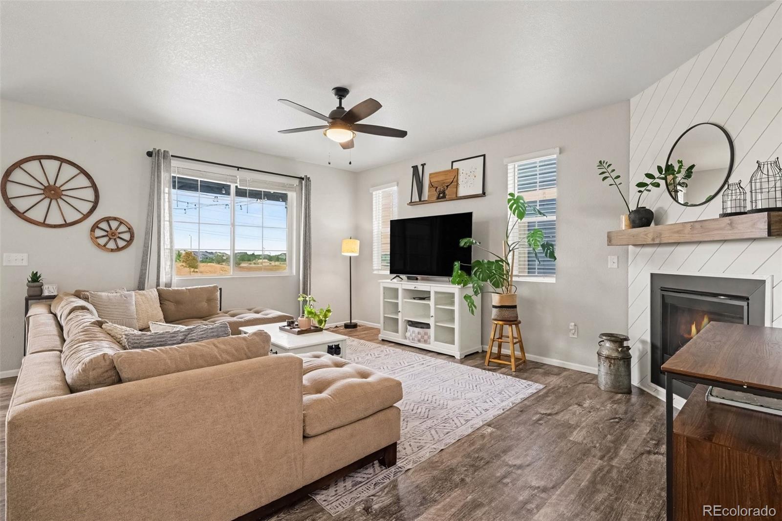 MLS Image #2 for 41 s quantock street,aurora, Colorado