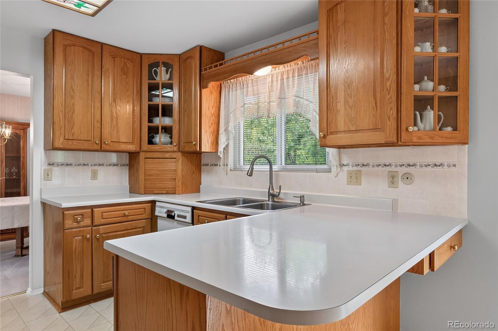 MLS Image #10 for 633 s everett street,denver, Colorado
