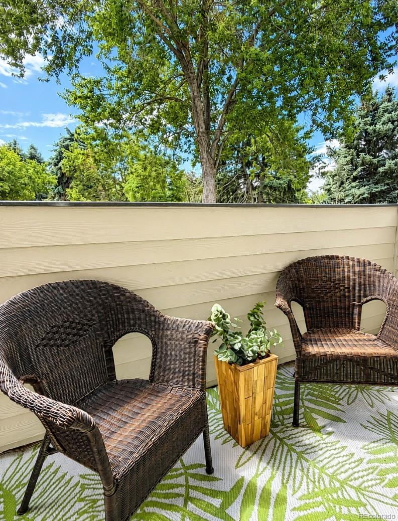 MLS Image #6 for 10150 e virginia avenue,denver, Colorado