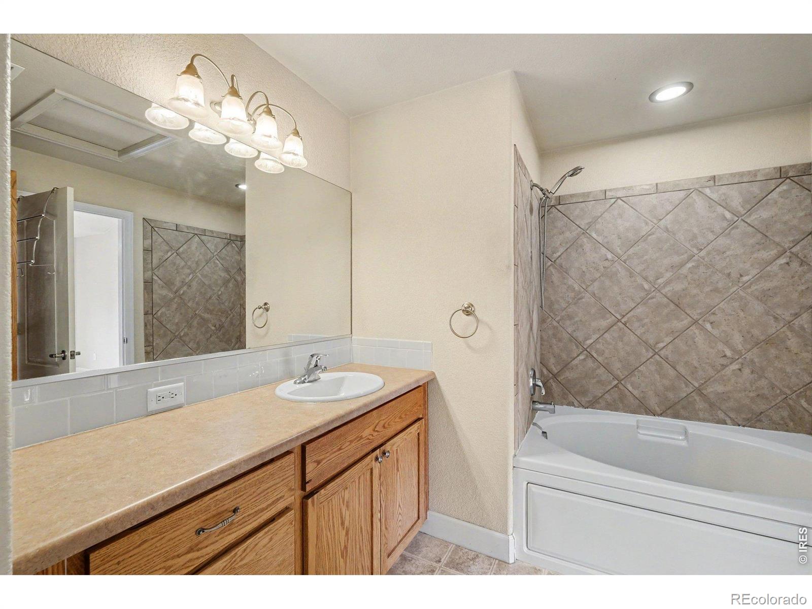 MLS Image #11 for 5775  29th street,greeley, Colorado