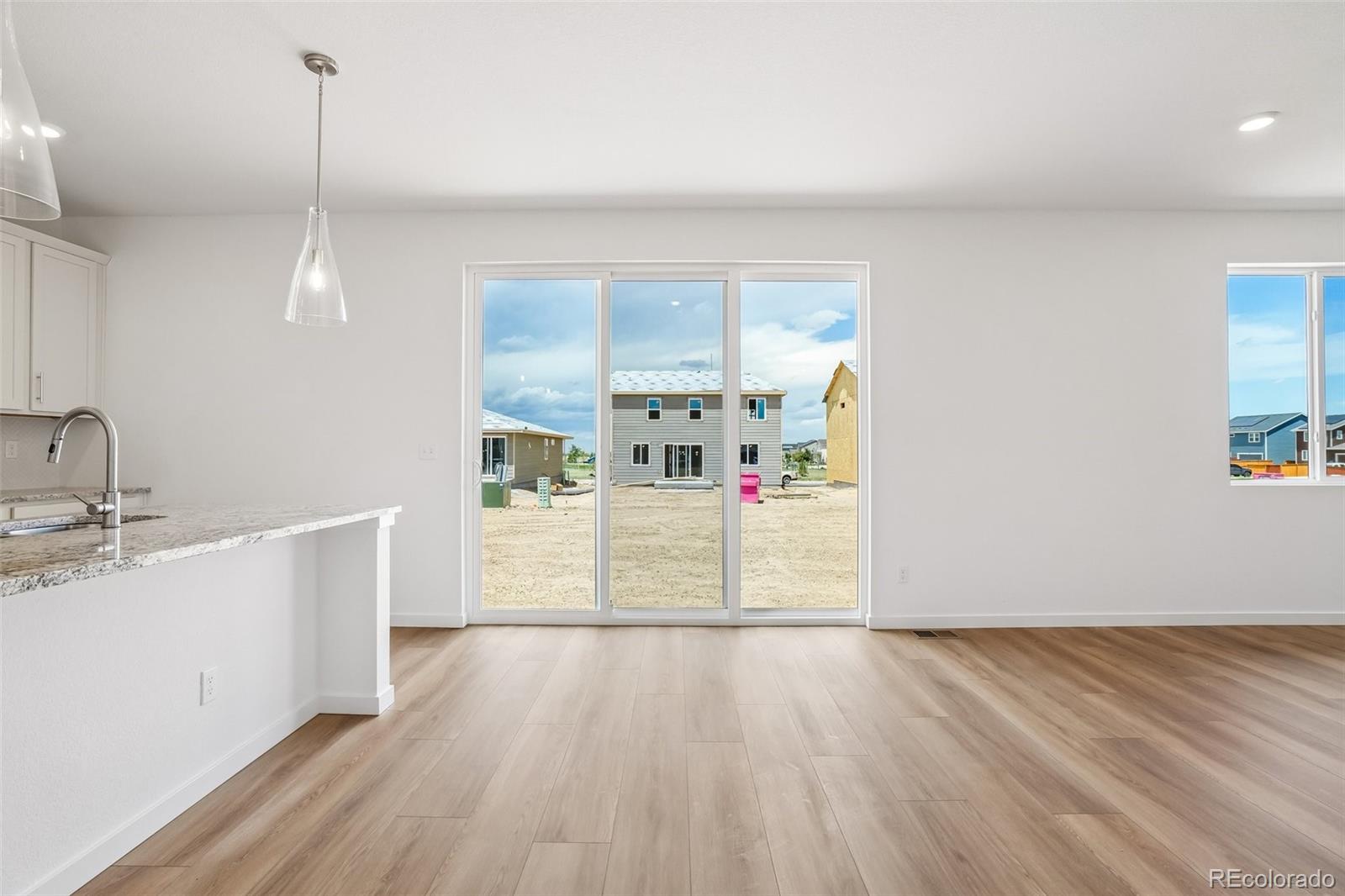 MLS Image #12 for 54973 e 28th place,strasburg, Colorado