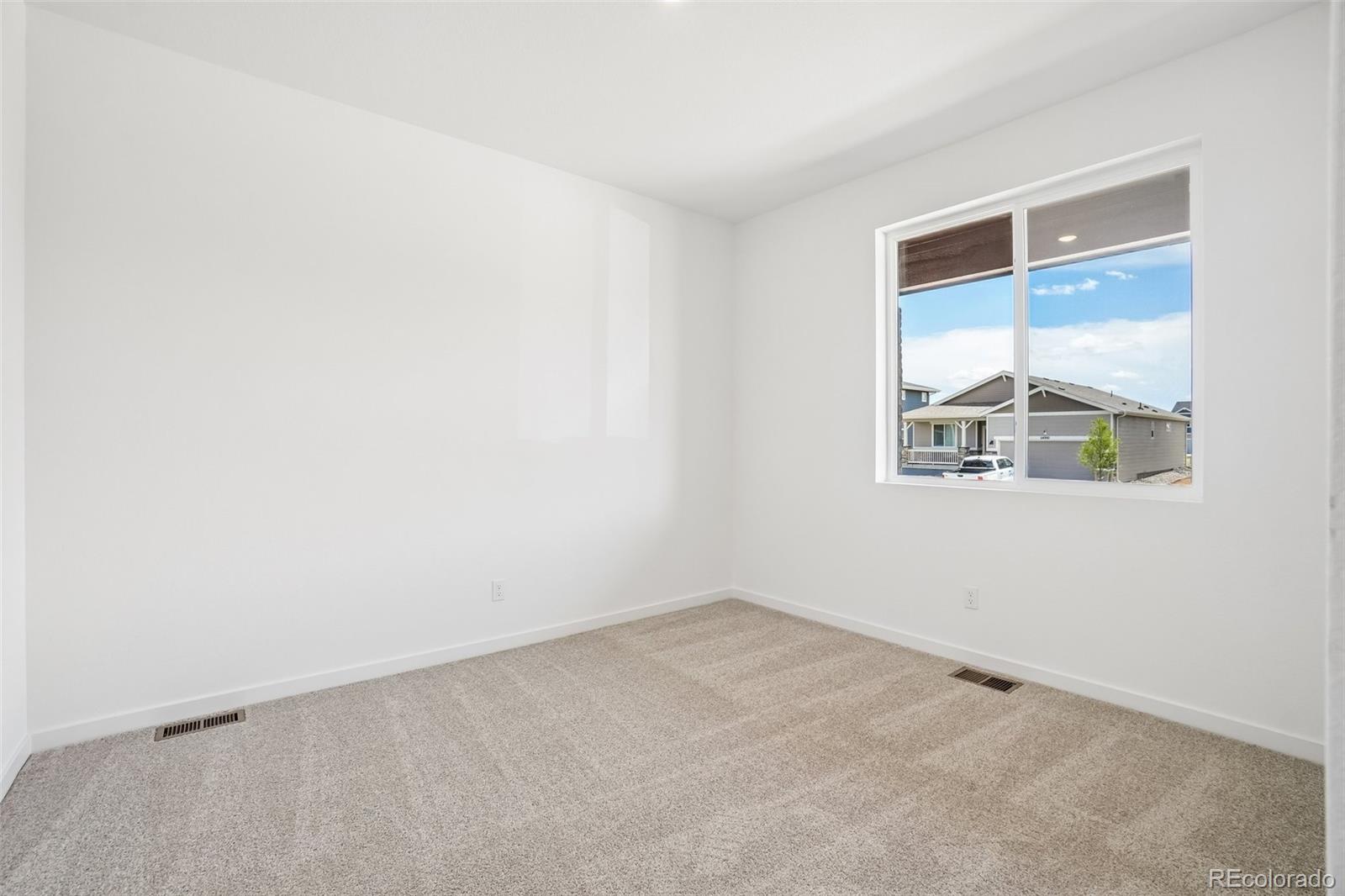 MLS Image #16 for 54973 e 28th place,strasburg, Colorado