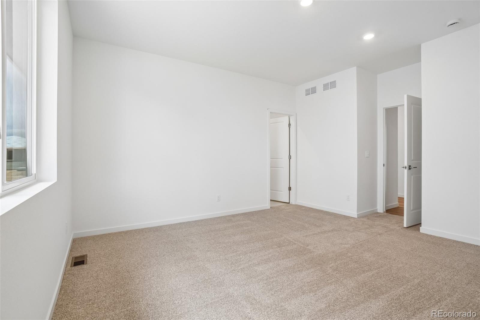 MLS Image #22 for 54973 e 28th place,strasburg, Colorado