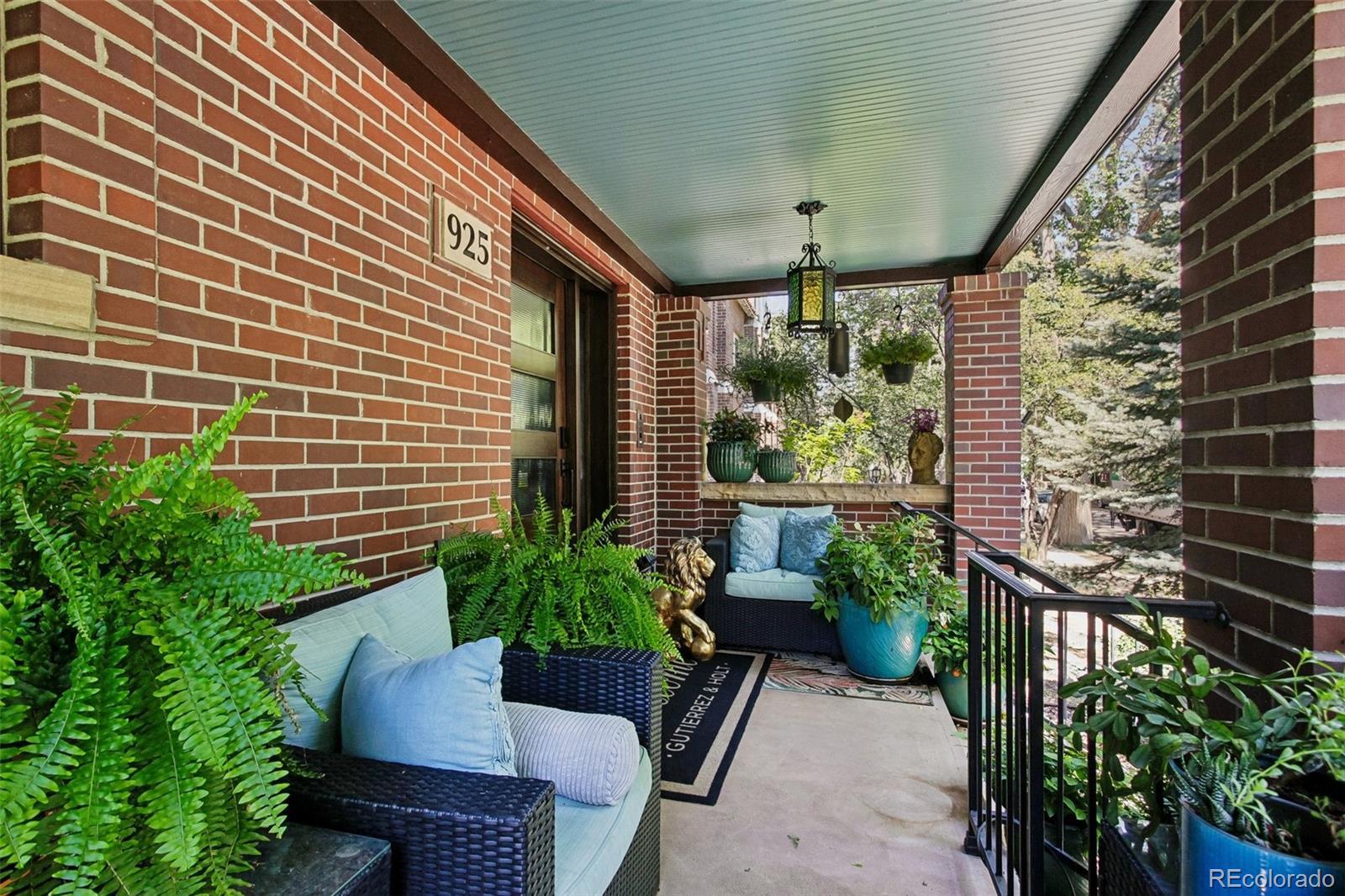 MLS Image #2 for 925 n emerson street,denver, Colorado