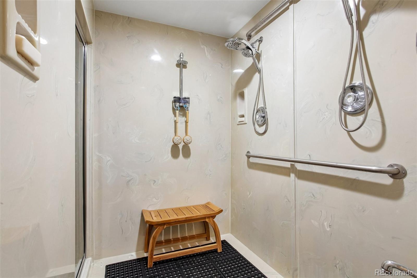 MLS Image #27 for 925 n emerson street,denver, Colorado