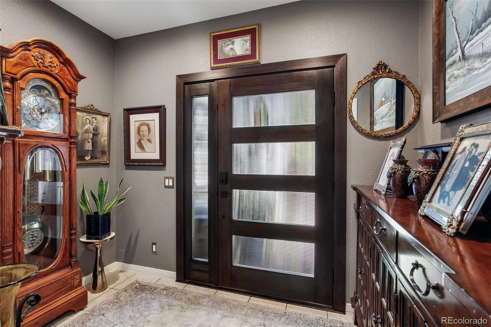 MLS Image #3 for 925 n emerson street,denver, Colorado