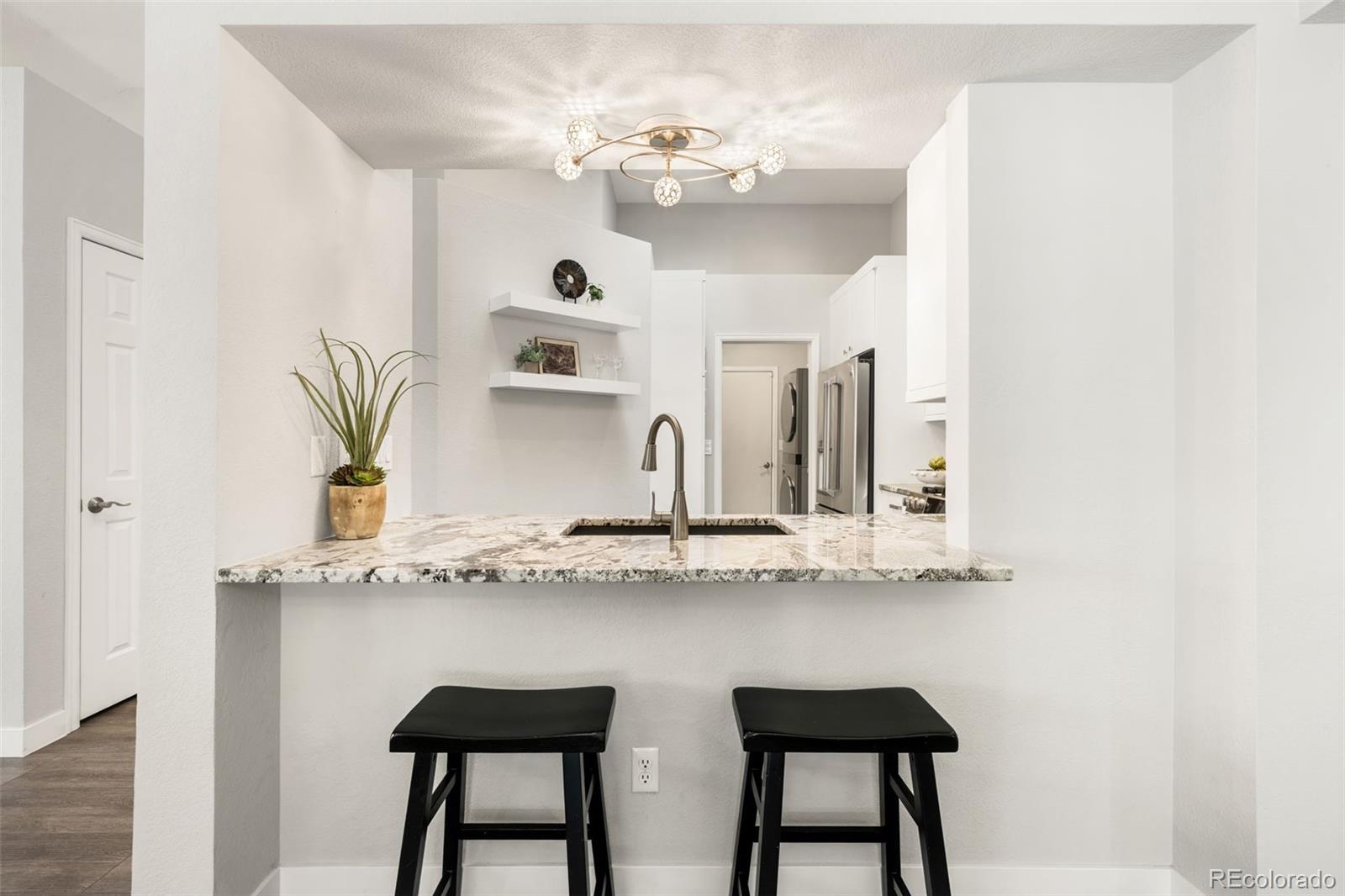 MLS Image #11 for 5692 e nichols place,englewood, Colorado