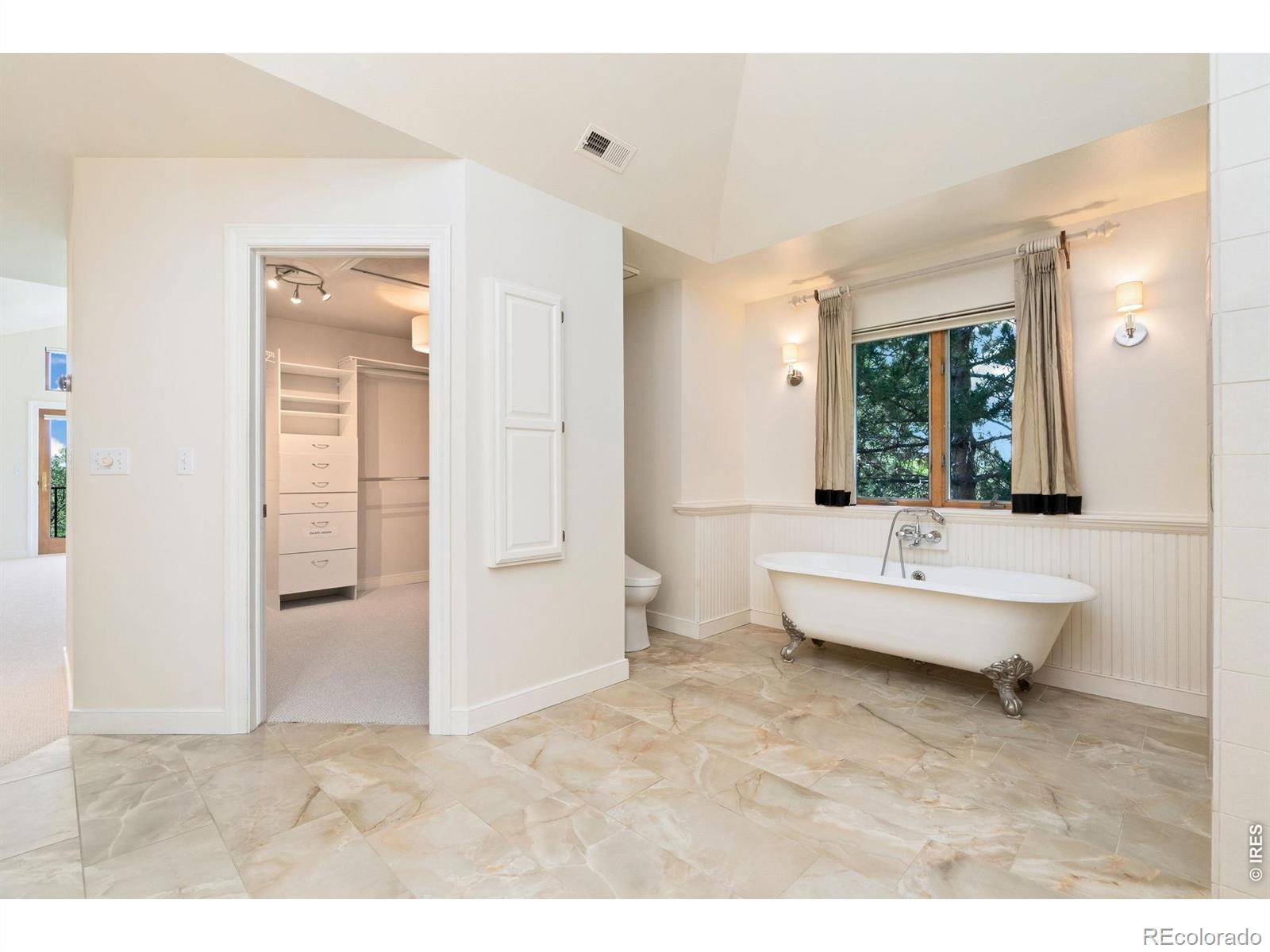 MLS Image #32 for 524  spring canyon court,fort collins, Colorado