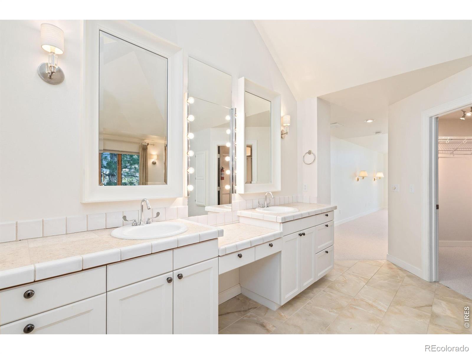MLS Image #33 for 524  spring canyon court,fort collins, Colorado