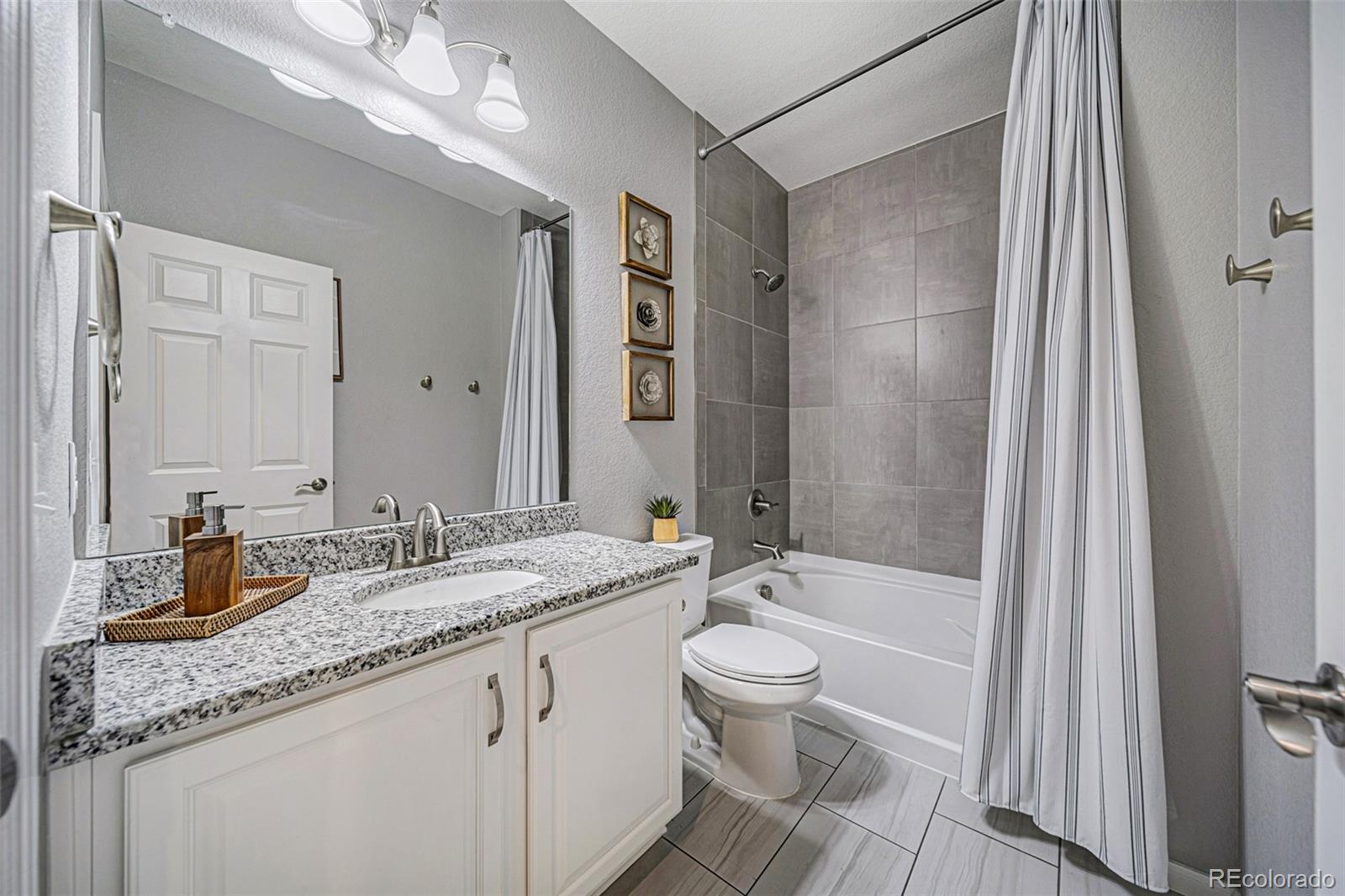 MLS Image #16 for 4992  liverpool street,denver, Colorado