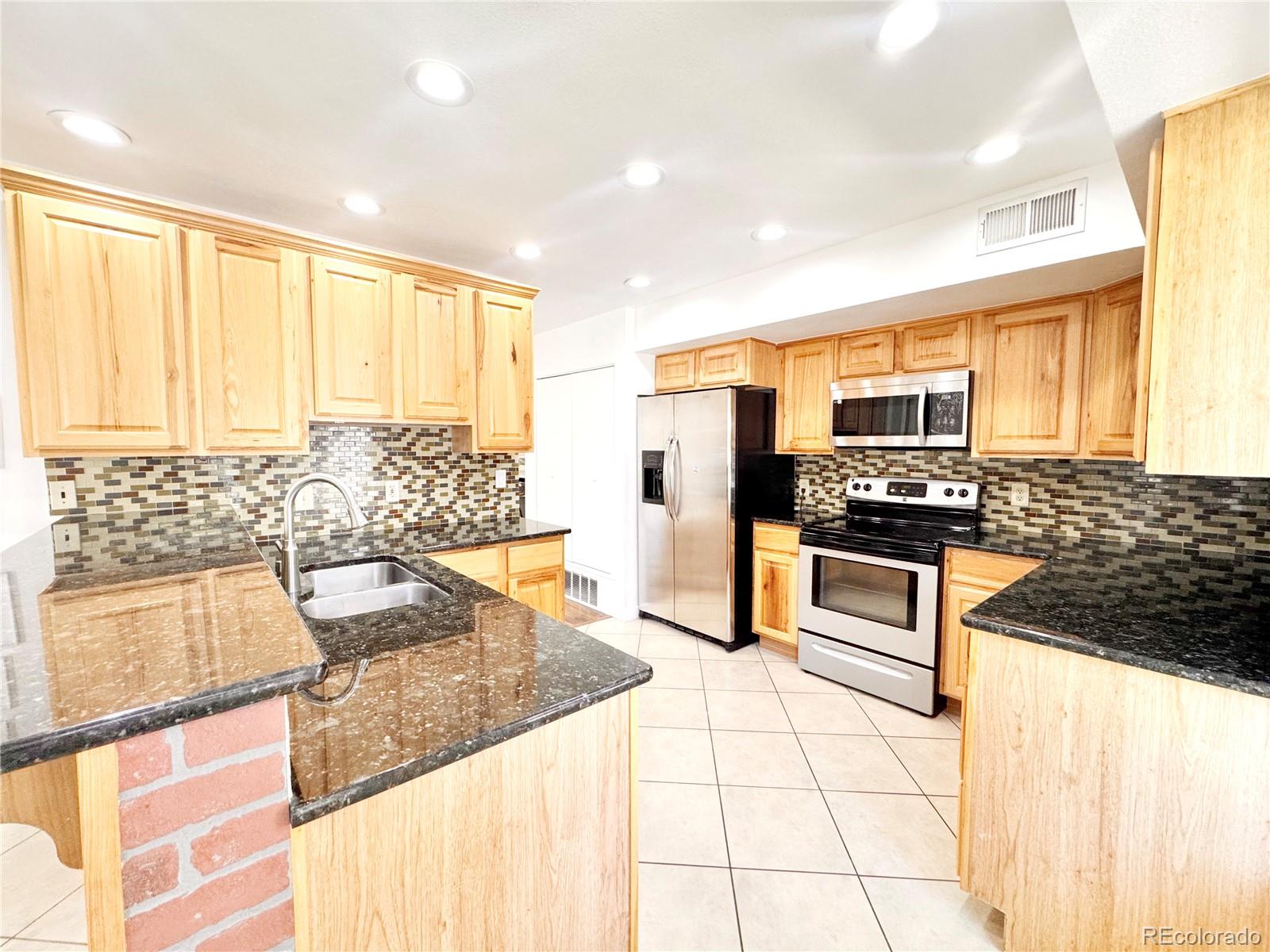 MLS Image #9 for 6425 s dayton street,englewood, Colorado