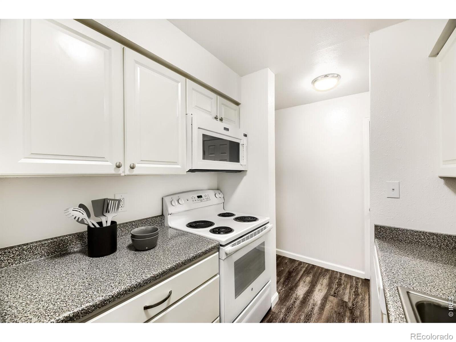 MLS Image #9 for 7755 e quincy avenue,denver, Colorado