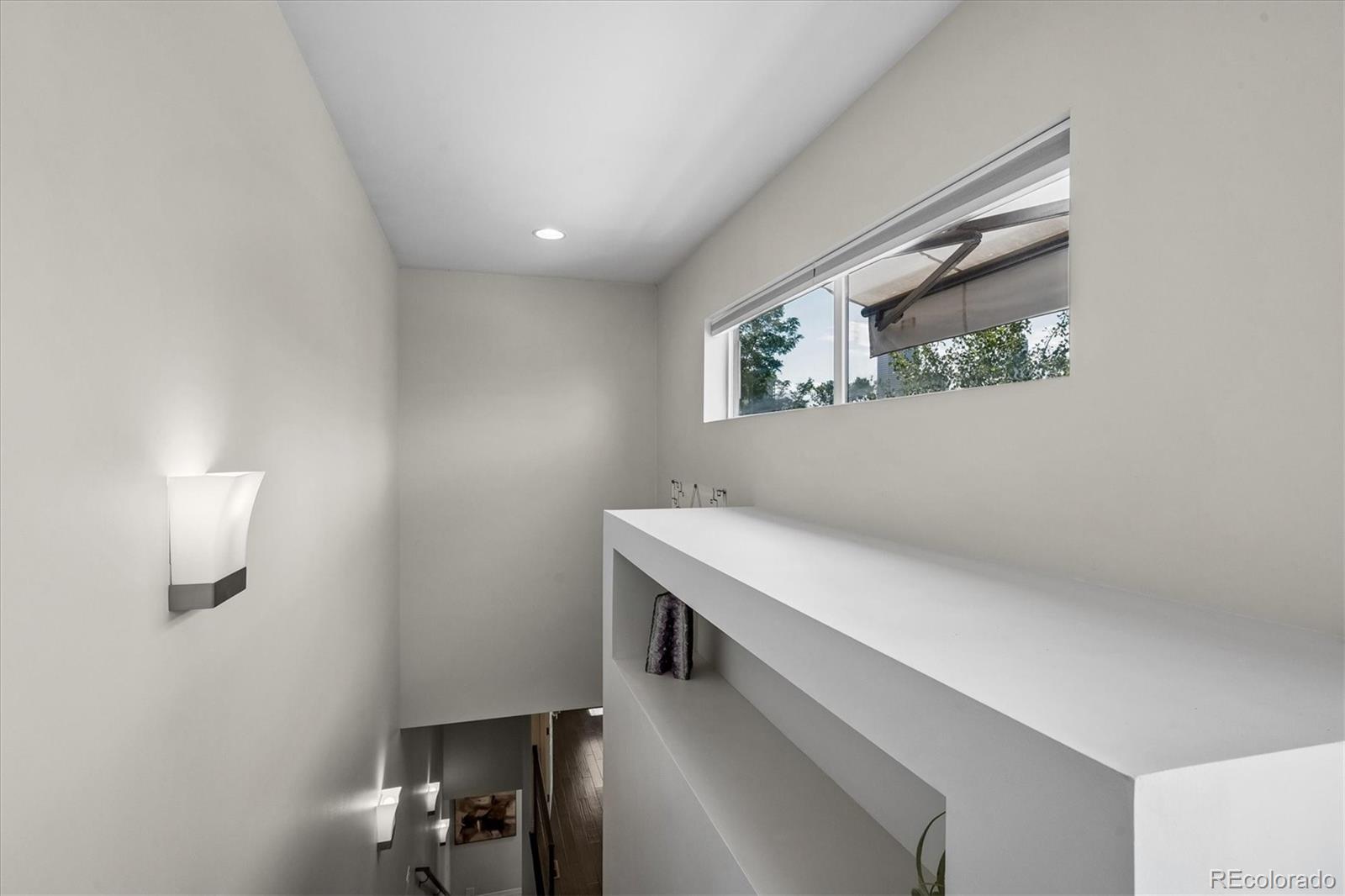 MLS Image #22 for 2480 n clarkson street,denver, Colorado