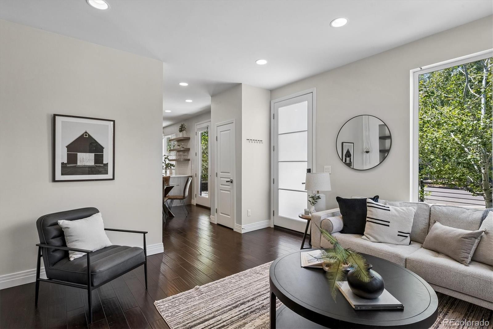 MLS Image #6 for 2480 n clarkson street,denver, Colorado
