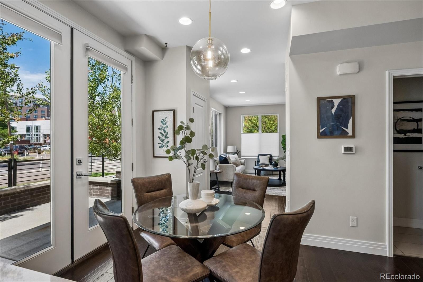 MLS Image #9 for 2480 n clarkson street,denver, Colorado