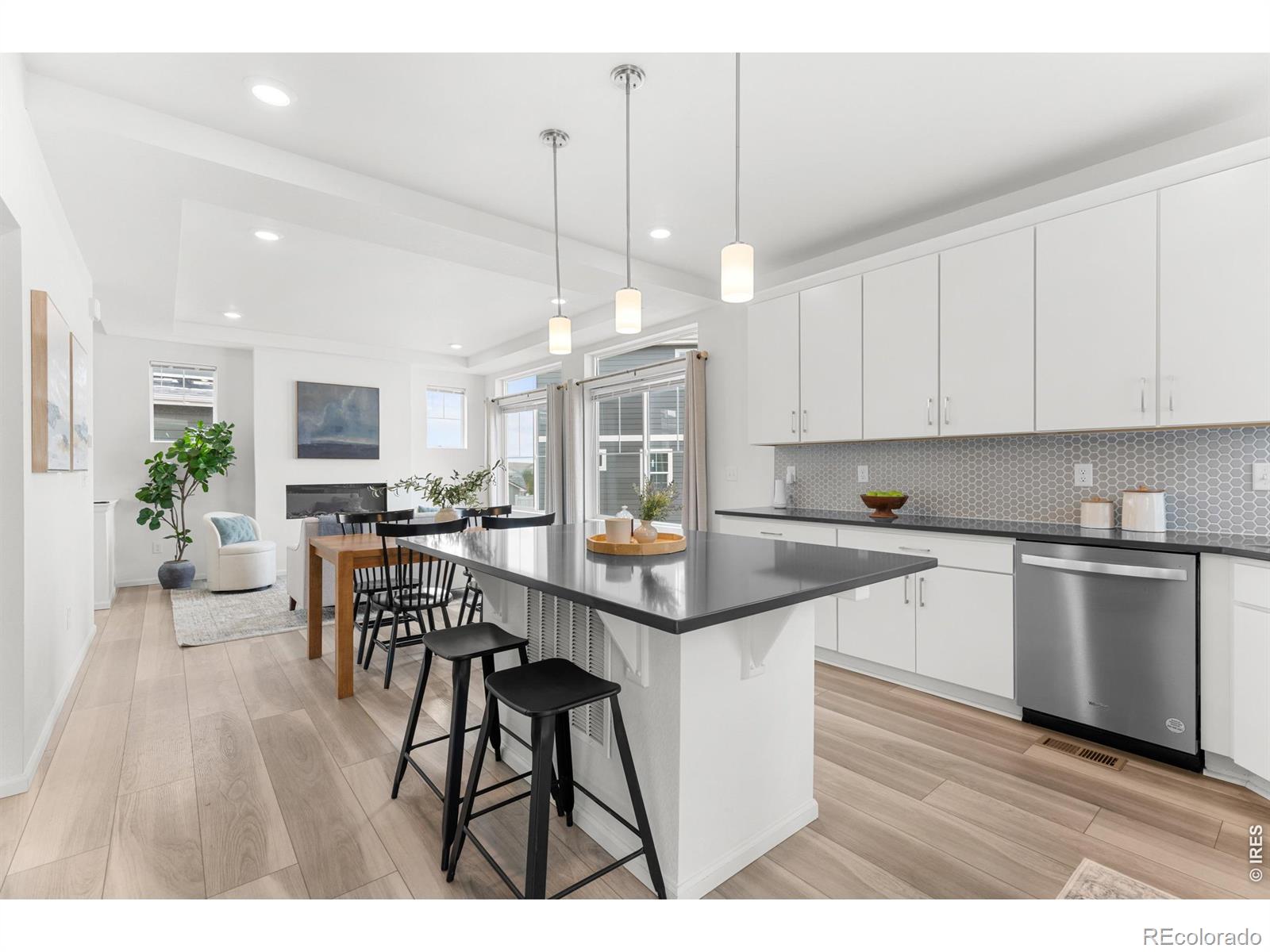 MLS Image #6 for 1027  highview drive,erie, Colorado