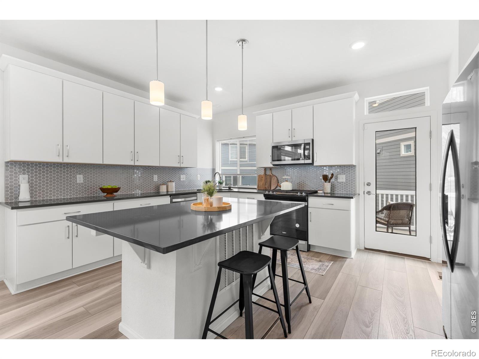 MLS Image #7 for 1027  highview drive,erie, Colorado