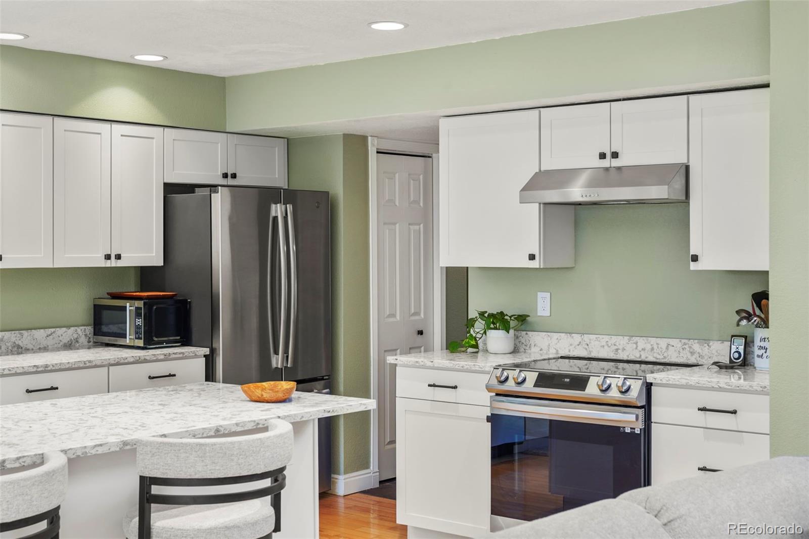 MLS Image #14 for 10916 w 103rd circle,broomfield, Colorado