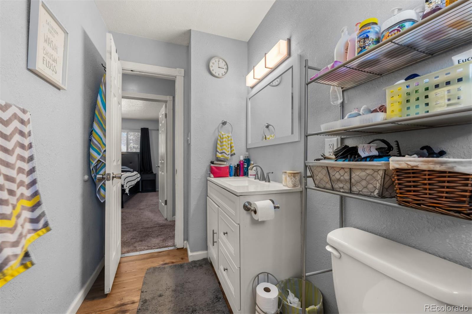 MLS Image #14 for 40  normandy circle,pueblo, Colorado