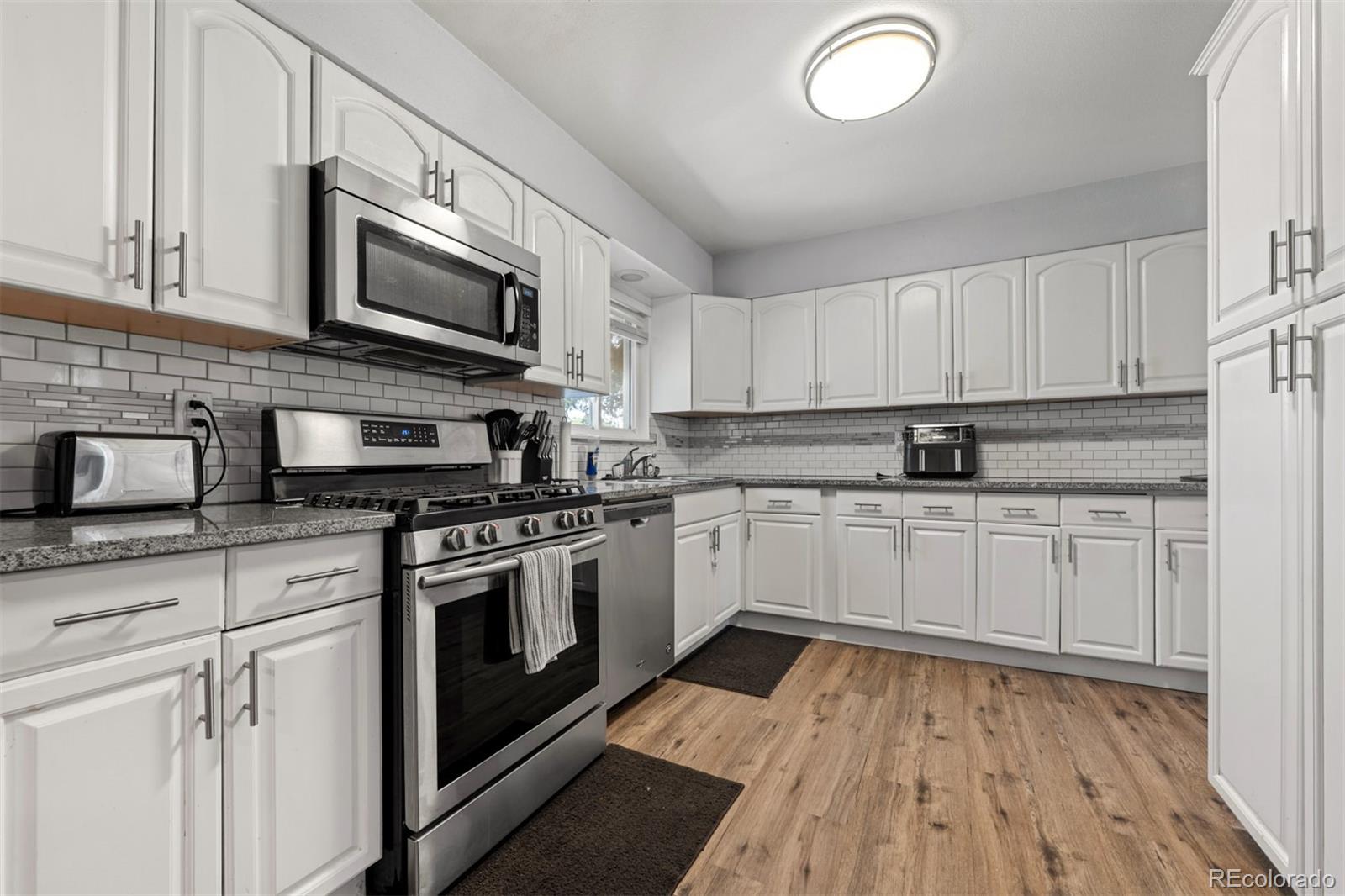 MLS Image #4 for 40  normandy circle,pueblo, Colorado