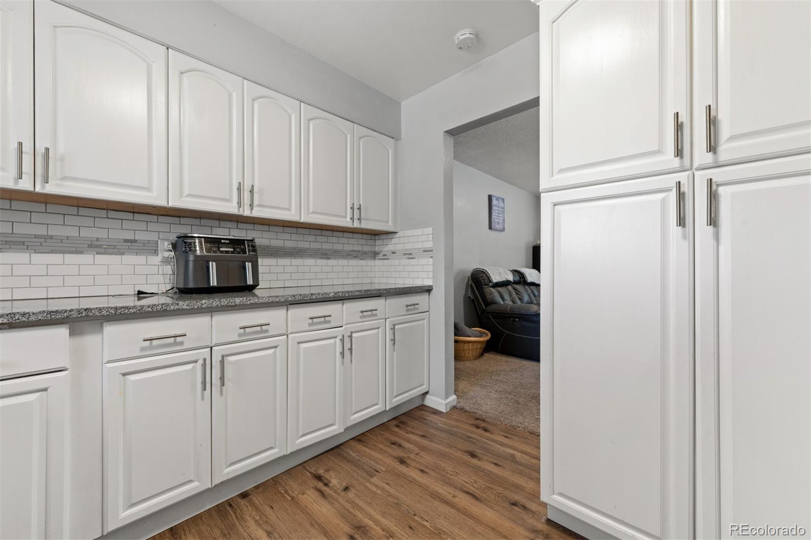 MLS Image #5 for 40  normandy circle,pueblo, Colorado