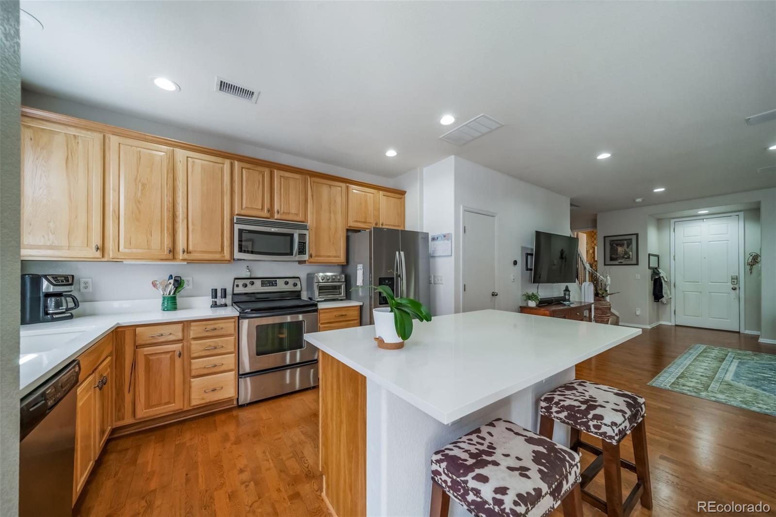 MLS Image #12 for 13694 e weaver place,englewood, Colorado