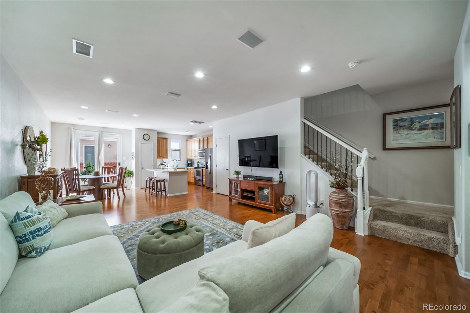 MLS Image #9 for 13694 e weaver place,englewood, Colorado