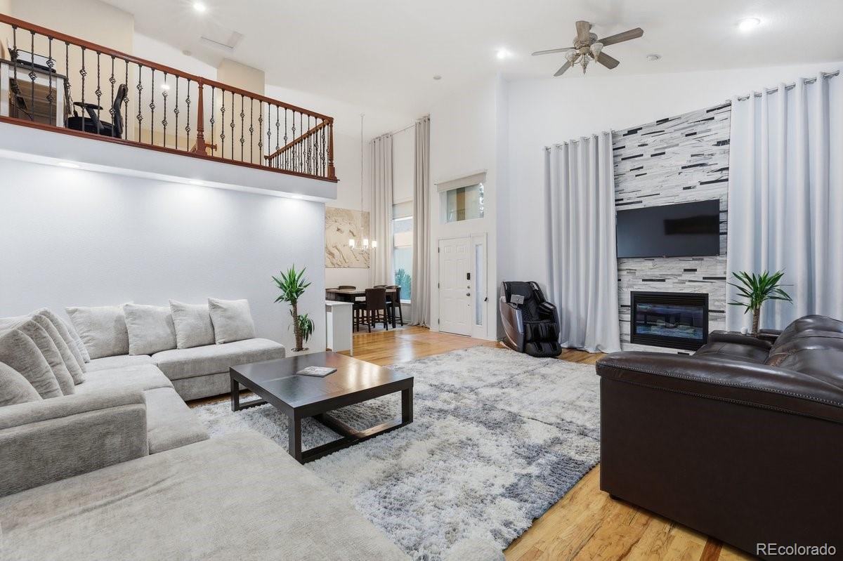 MLS Image #2 for 4643 s abilene circle ,aurora, Colorado