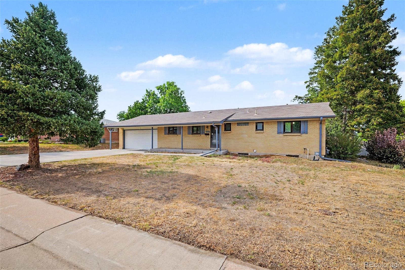 MLS Image #1 for 661 e fremont avenue,littleton, Colorado