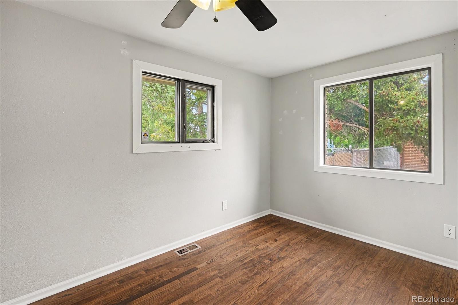 MLS Image #16 for 661 e fremont avenue,littleton, Colorado