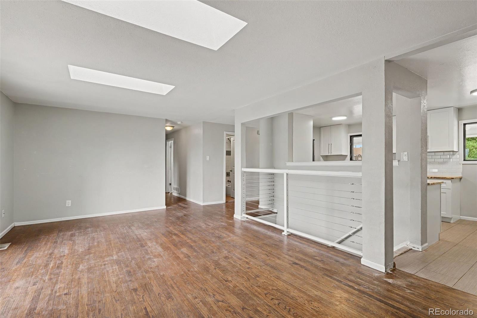 MLS Image #5 for 661 e fremont avenue,littleton, Colorado