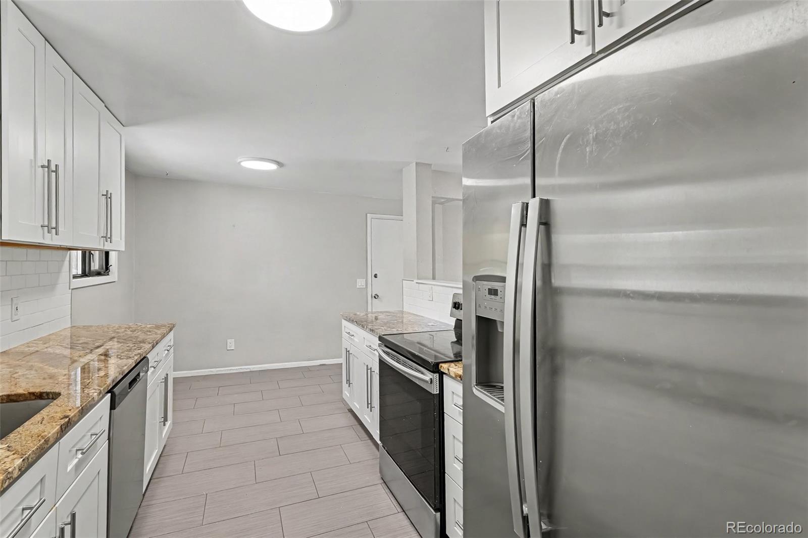 MLS Image #6 for 661 e fremont avenue,littleton, Colorado