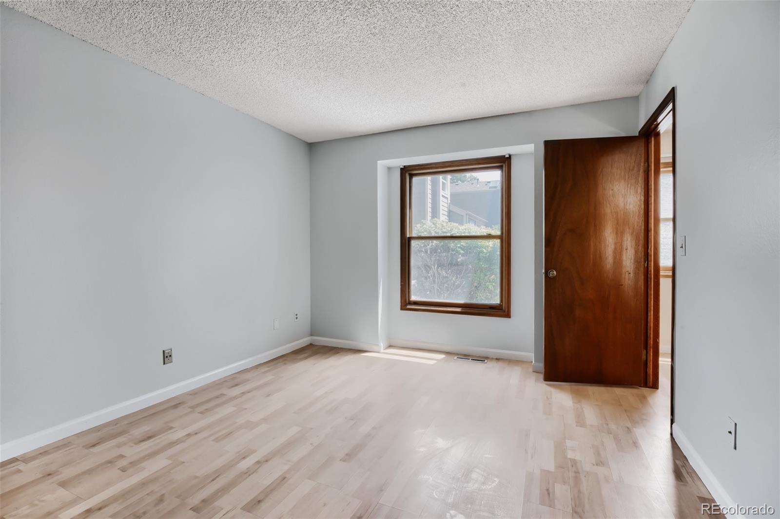 MLS Image #10 for 11703 e cornell circle,aurora, Colorado