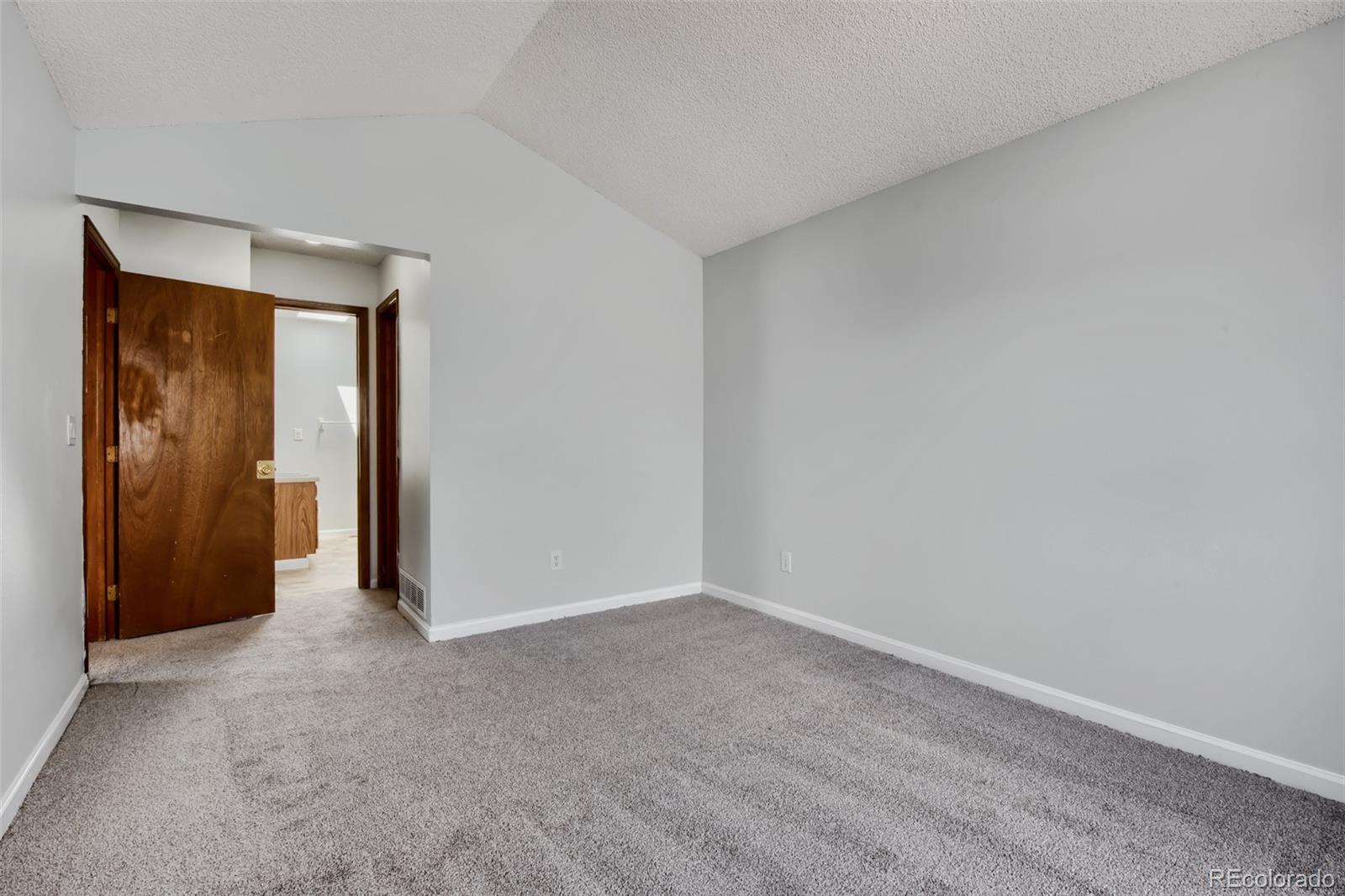 MLS Image #13 for 11703 e cornell circle,aurora, Colorado