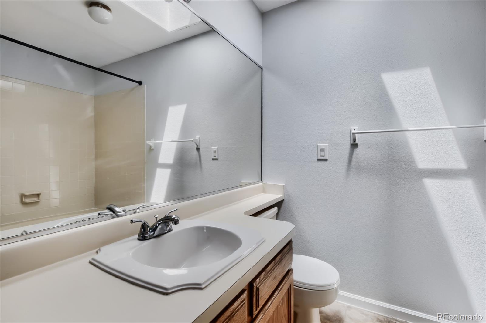 MLS Image #14 for 11703 e cornell circle,aurora, Colorado