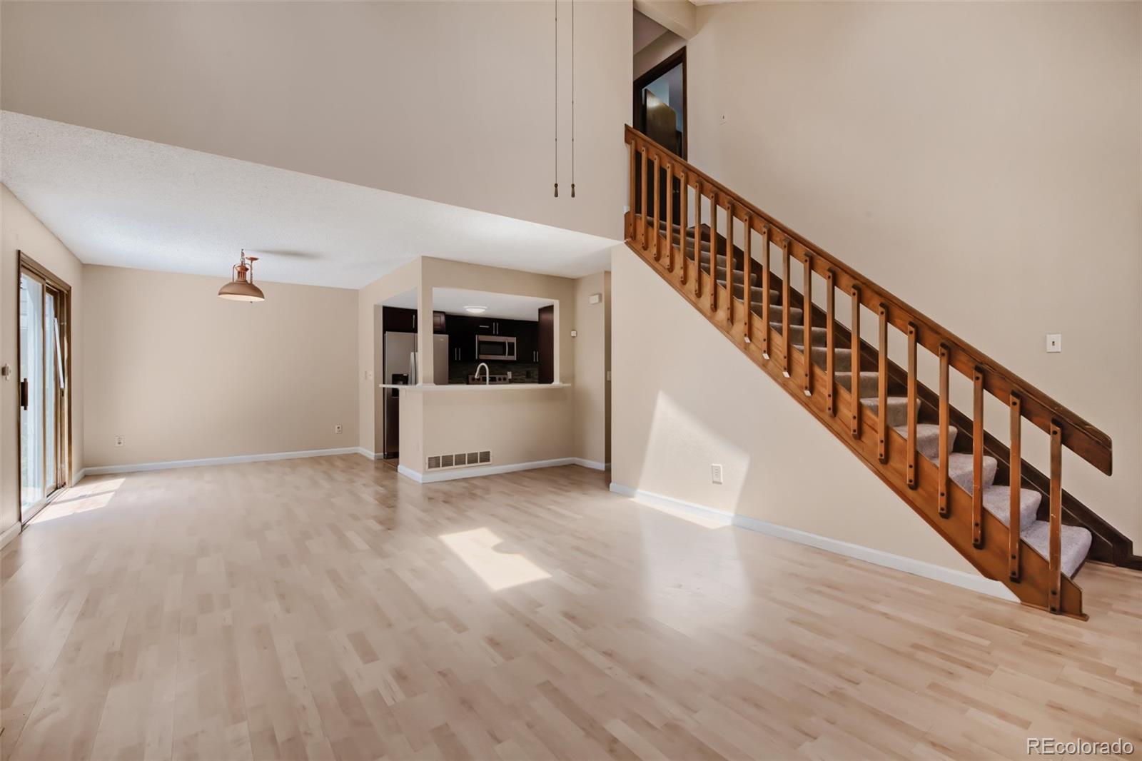 MLS Image #4 for 11703 e cornell circle,aurora, Colorado