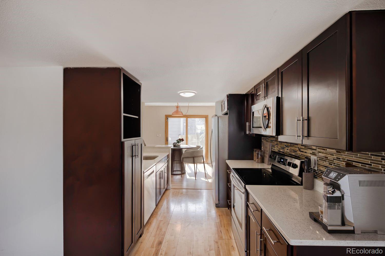 MLS Image #5 for 11703 e cornell circle,aurora, Colorado