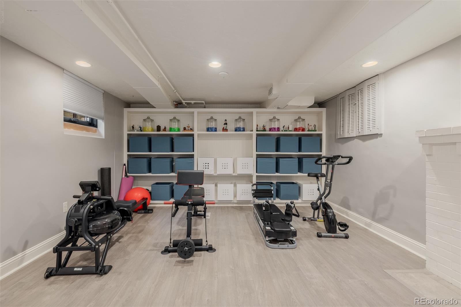 MLS Image #27 for 353  bellaire street,denver, Colorado