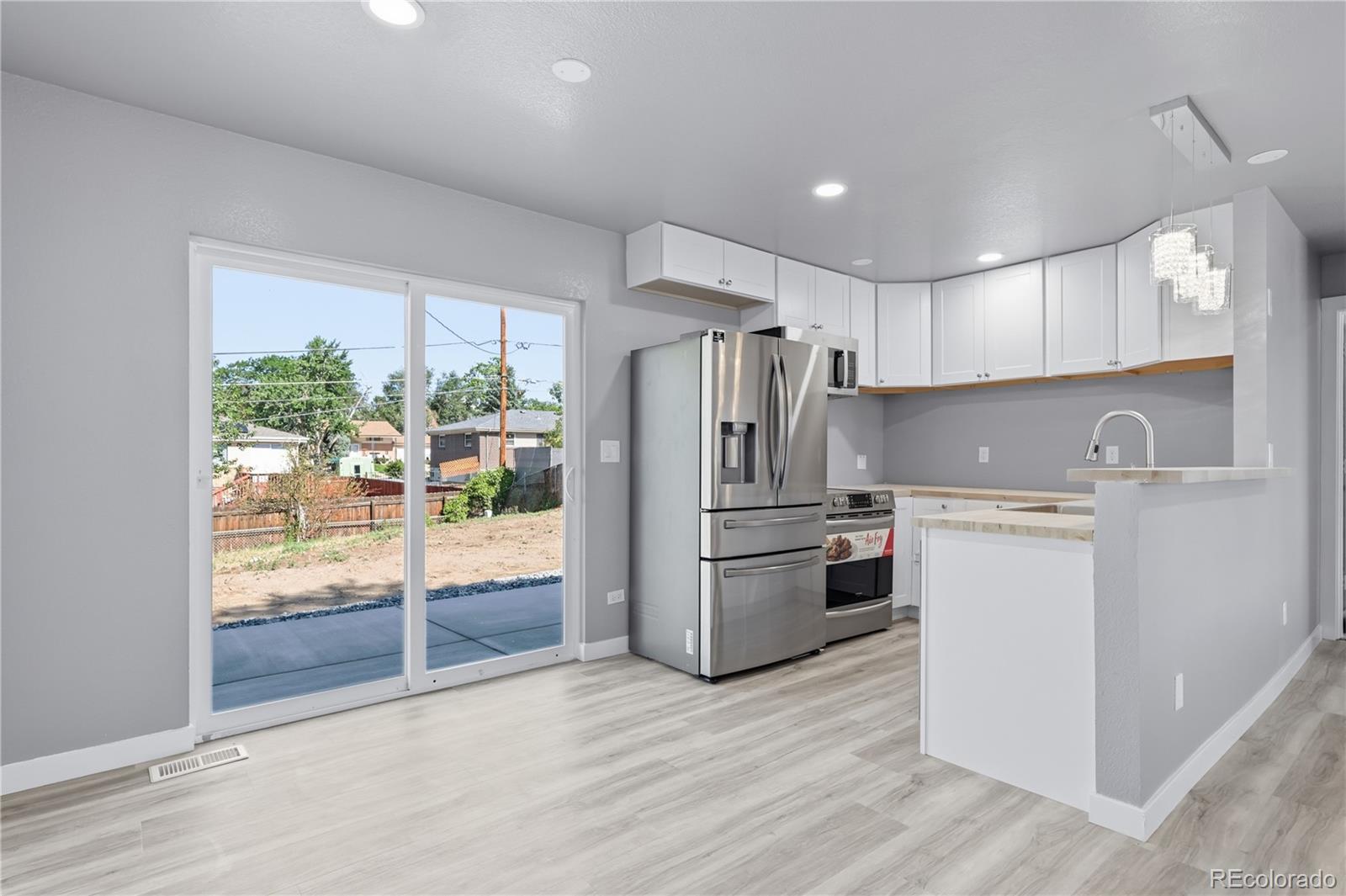 MLS Image #13 for 9465  damon drive,denver, Colorado