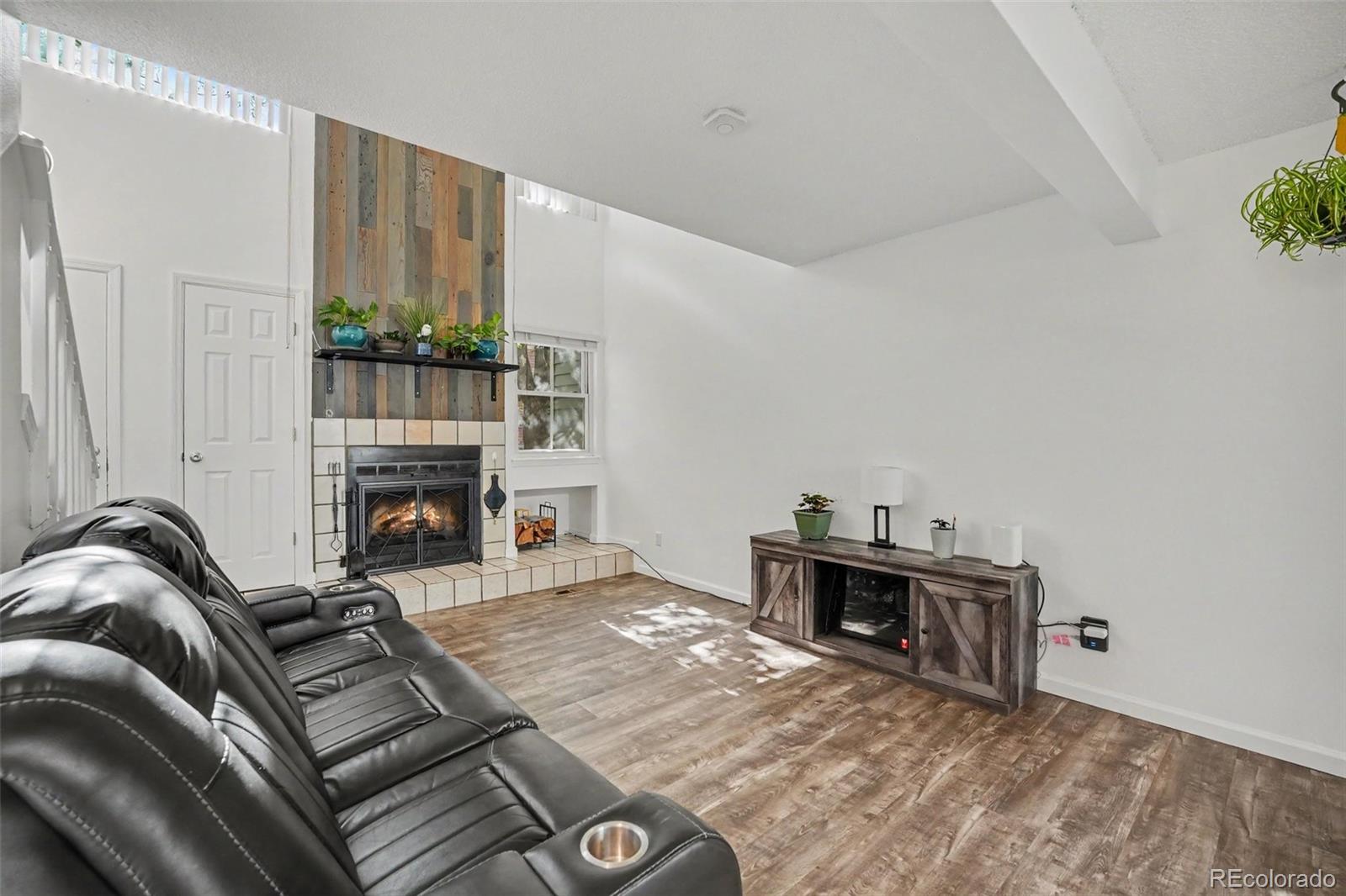 MLS Image #3 for 63 s nome street ,aurora, Colorado