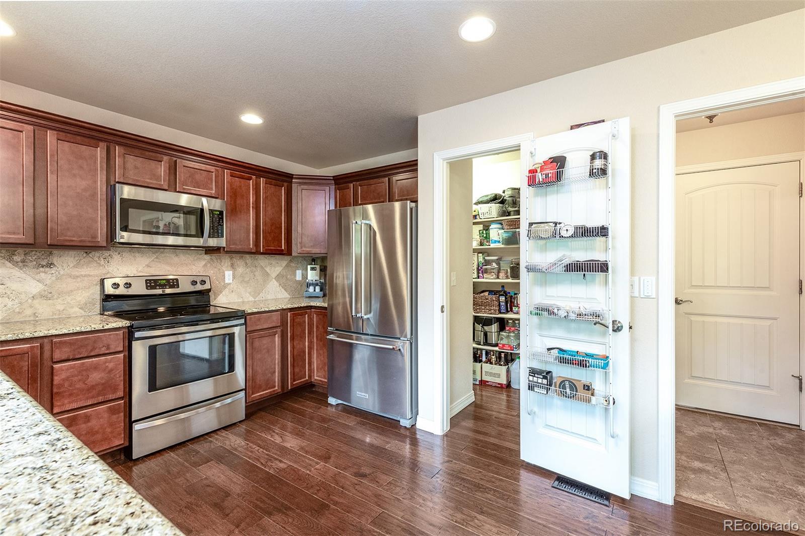 MLS Image #14 for 2559  hot springs court,colorado springs, Colorado