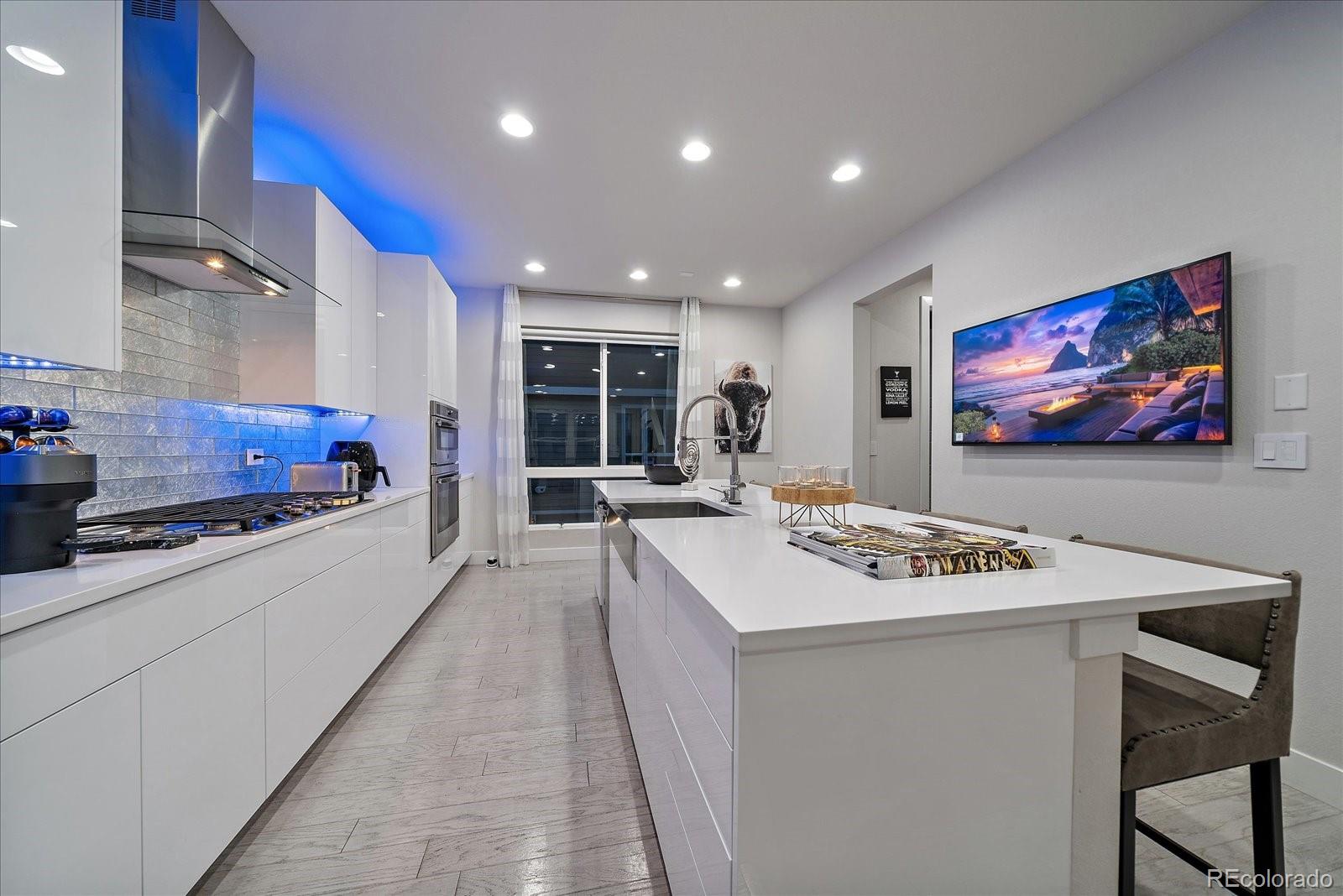 MLS Image #11 for 15795 e broncos place,englewood, Colorado