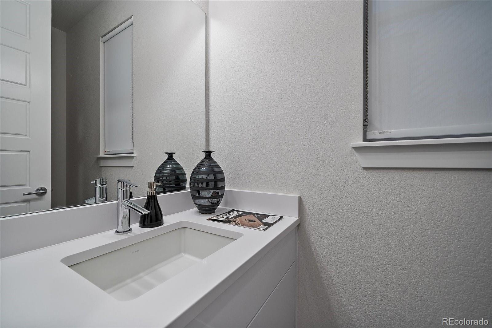 MLS Image #20 for 15795 e broncos place,englewood, Colorado