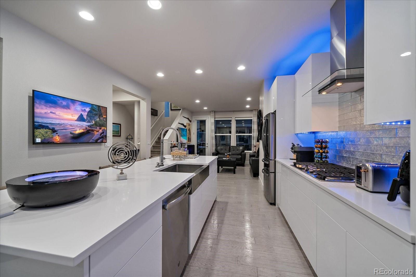 MLS Image #9 for 15795 e broncos place,englewood, Colorado