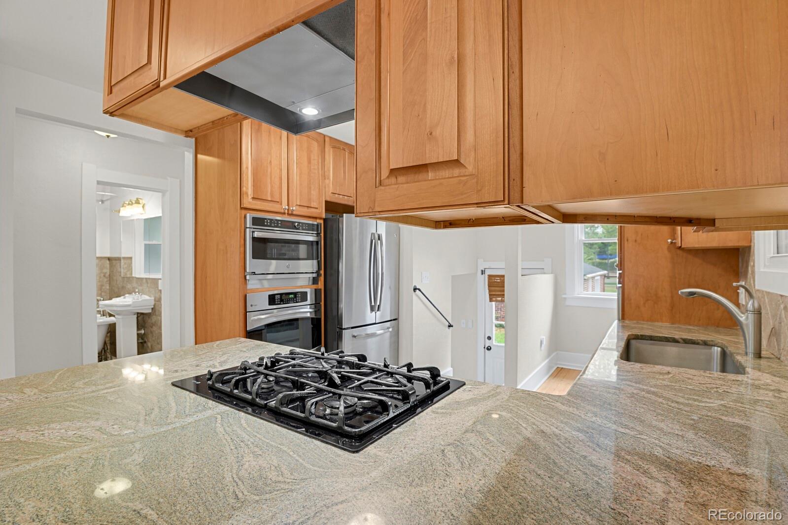MLS Image #12 for 318 s downing street,denver, Colorado