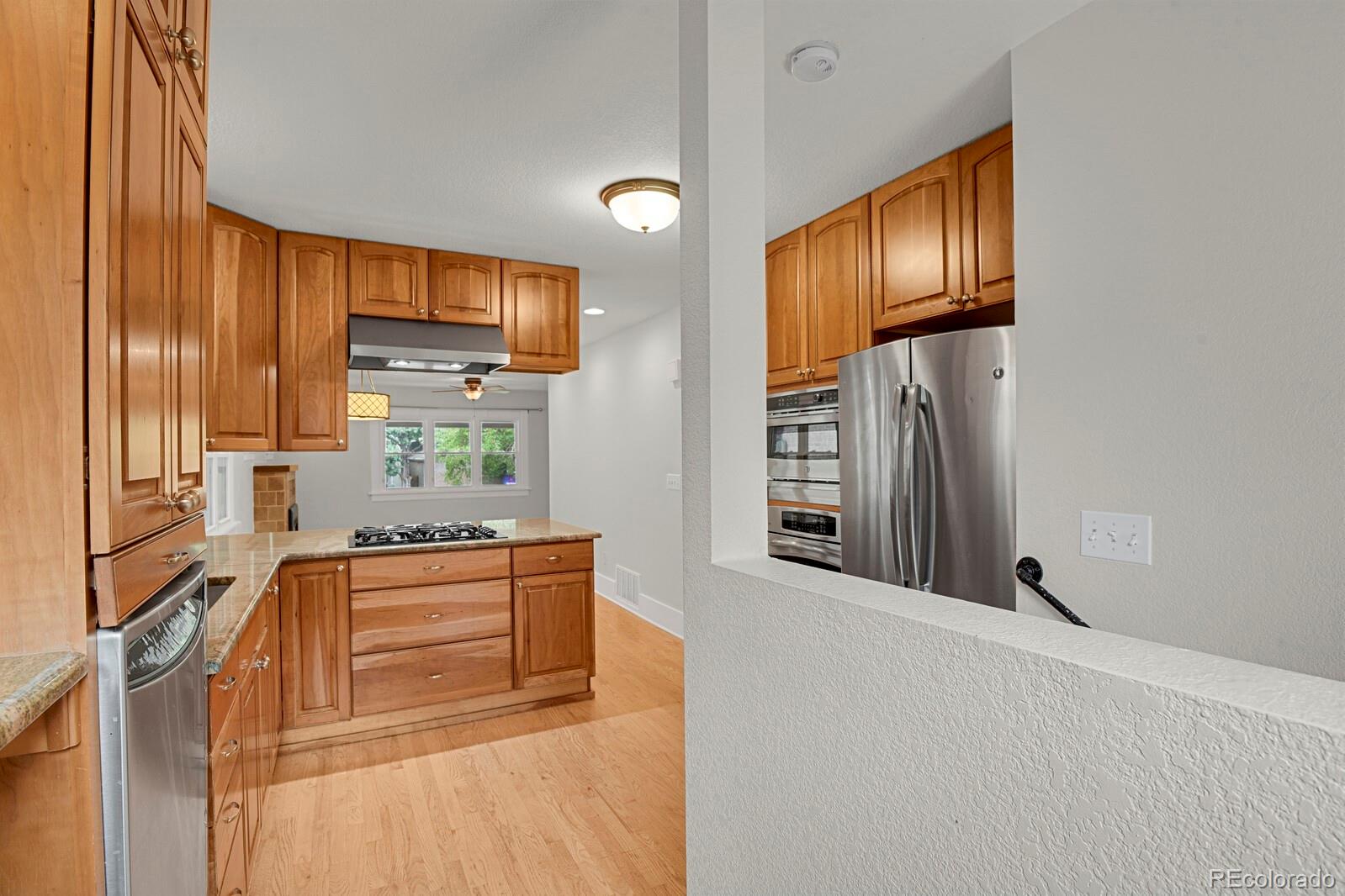 MLS Image #13 for 318 s downing street,denver, Colorado